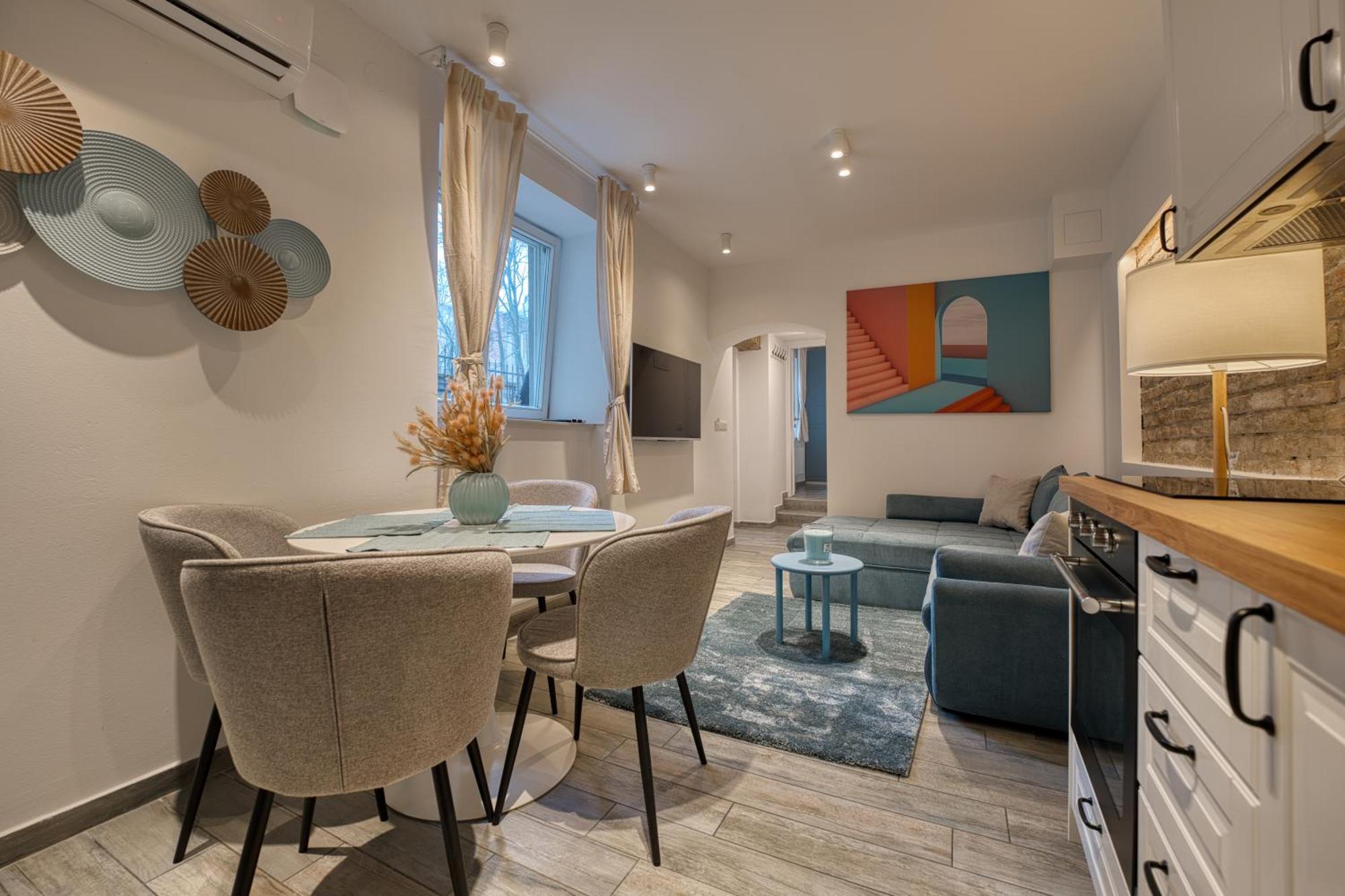 Apartment Apartments Old Town Gloria *